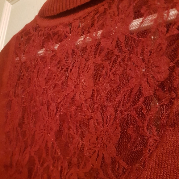 👚 Candy Couture Ruched Cowl Laced Sweater - Picture 4 of 9